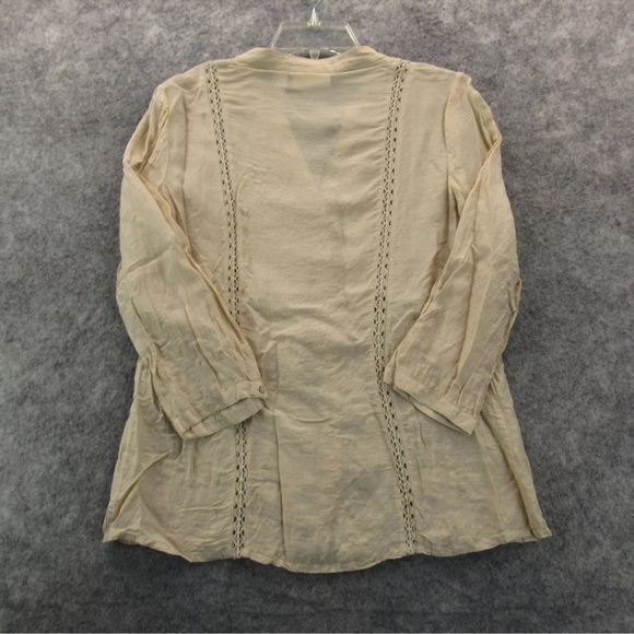 Chicos Beige Button Up V Neck Sheer 3/4 Sleeve 100% Rayon Sequins Top Size 2 Lrg - Picture 6 of 8